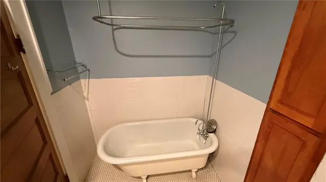 $1,350 | 5520 Woodlawn Place, New Orleans, LA 70124