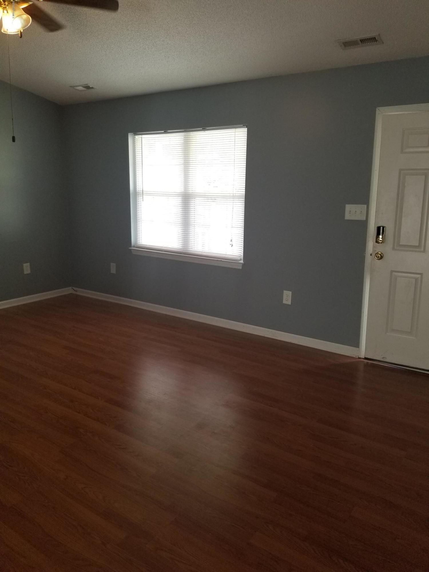 117 Linden Road Richlands, NC 28574 - Photo 4 of 28 20200605_152131