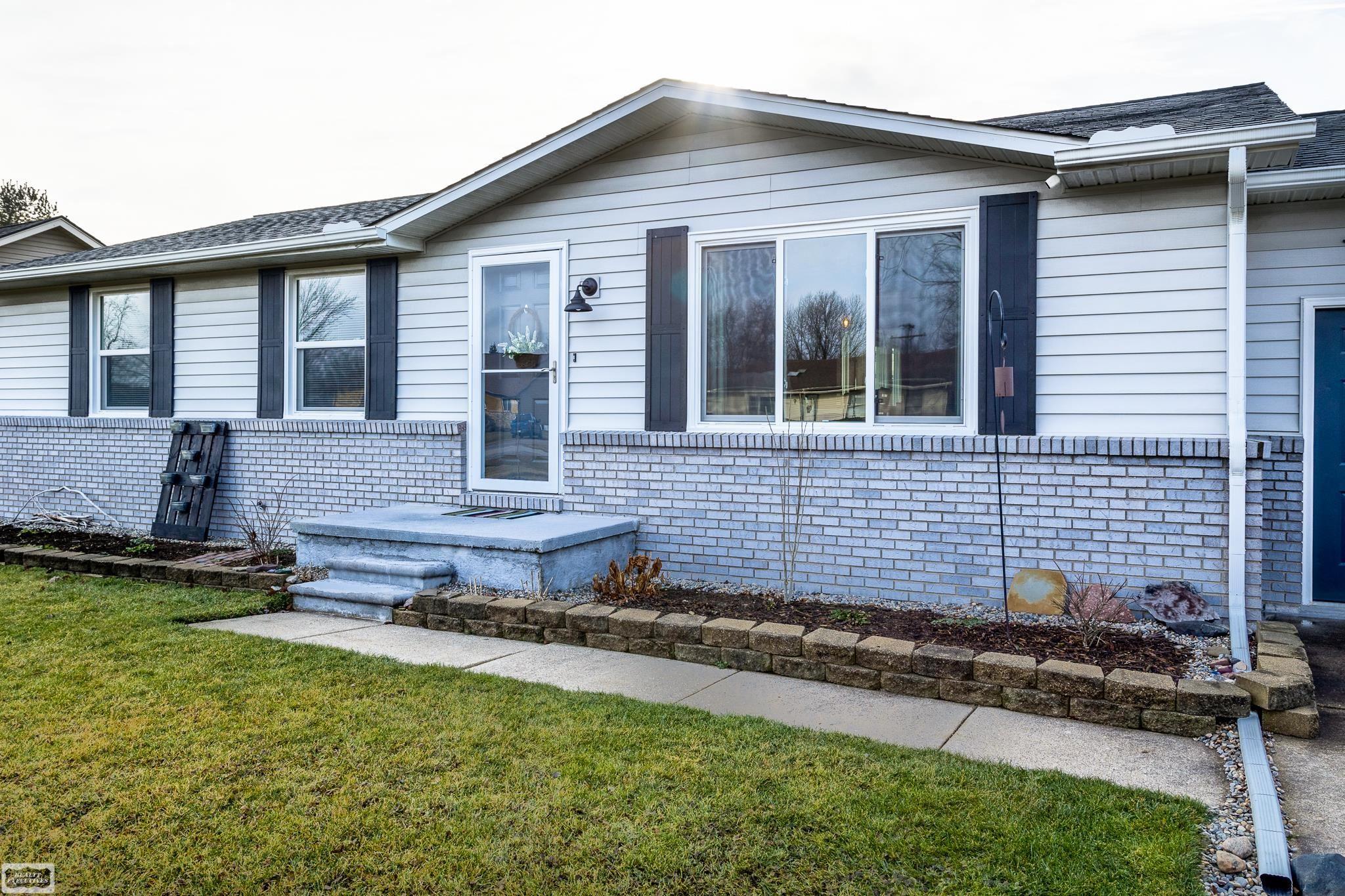 21650 Chester Road Ray, MI 48096 - Photo 10 of 42 50098627-9.JPG