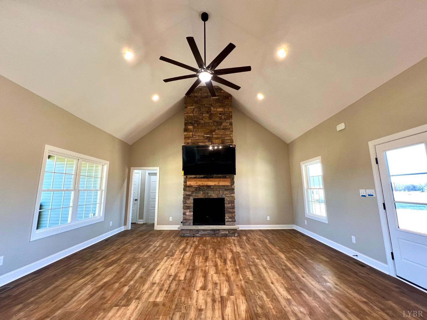 2223 Bellevue Road Forest, VA 24551 - Photo 8 of 58 Gallery Image 8