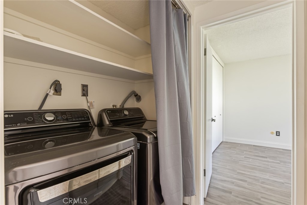 23033 Maple Avenue, Unit A Torrance, CA 90505 - Photo 26 of 45 a view of a stove top oven