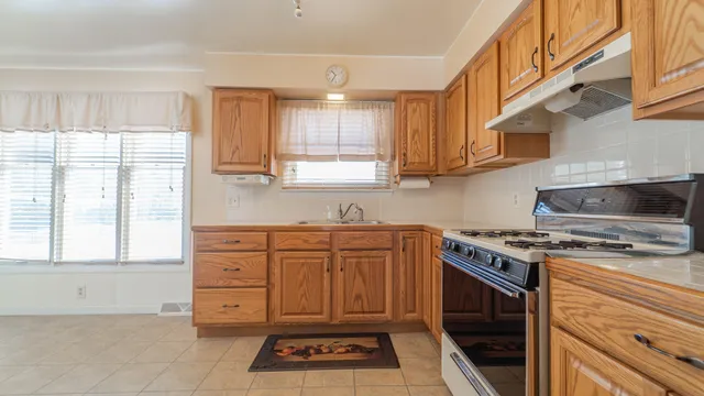 $374,900 | 9441 South State Line Road, Dyer, IN 46311