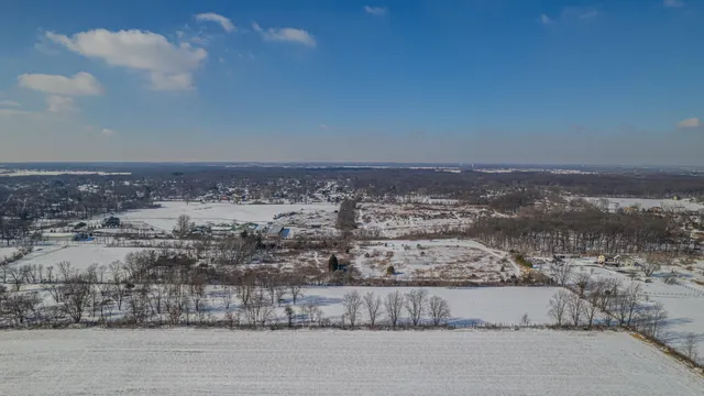 $374,900 | 9441 South State Line Road, Dyer, IN 46311