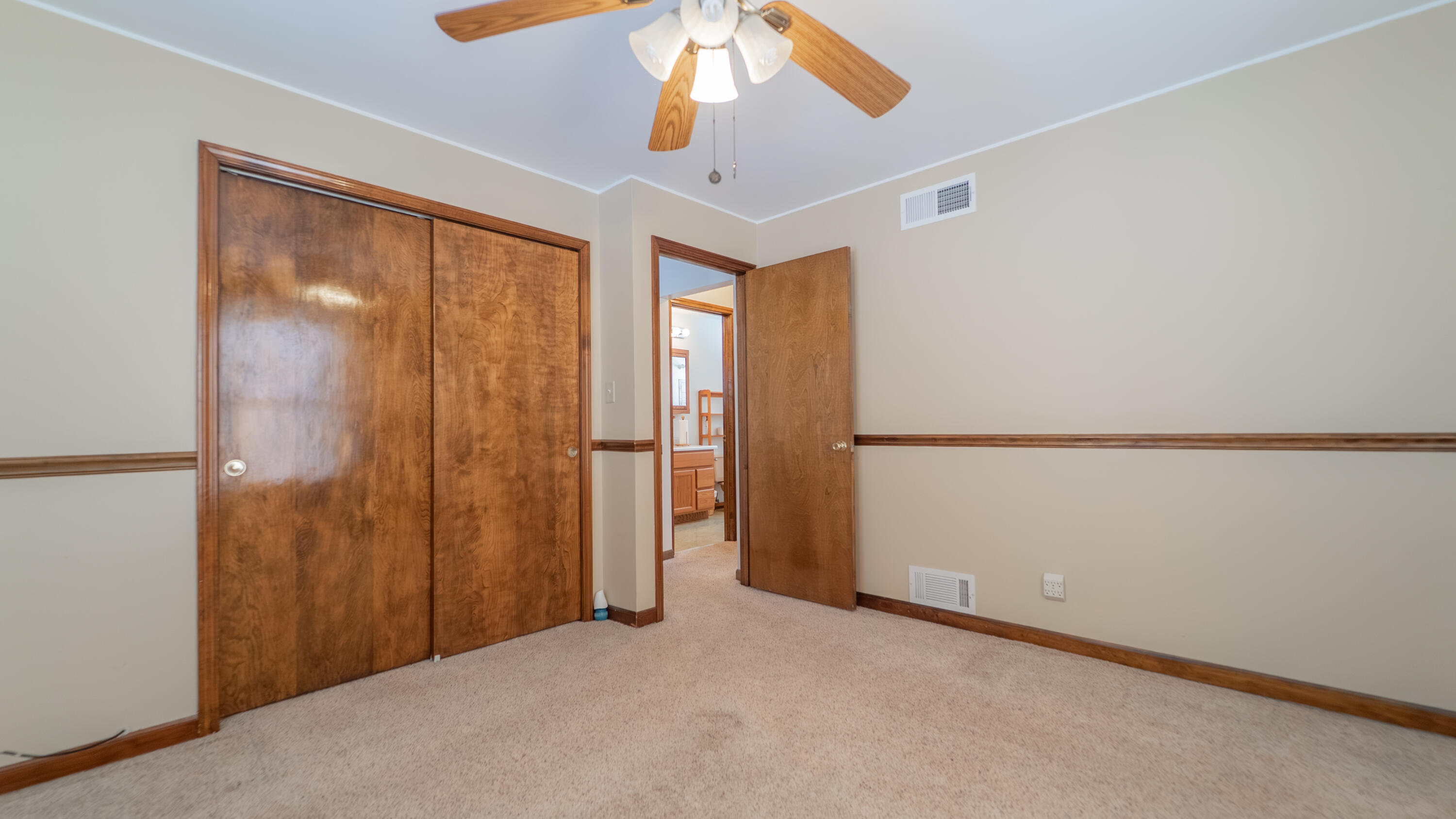 9441 South State Line Road Dyer, IN 46311 - Photo 5 of 48 3000x1687