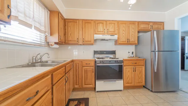 $374,900 | 9441 South State Line Road, Dyer, IN 46311