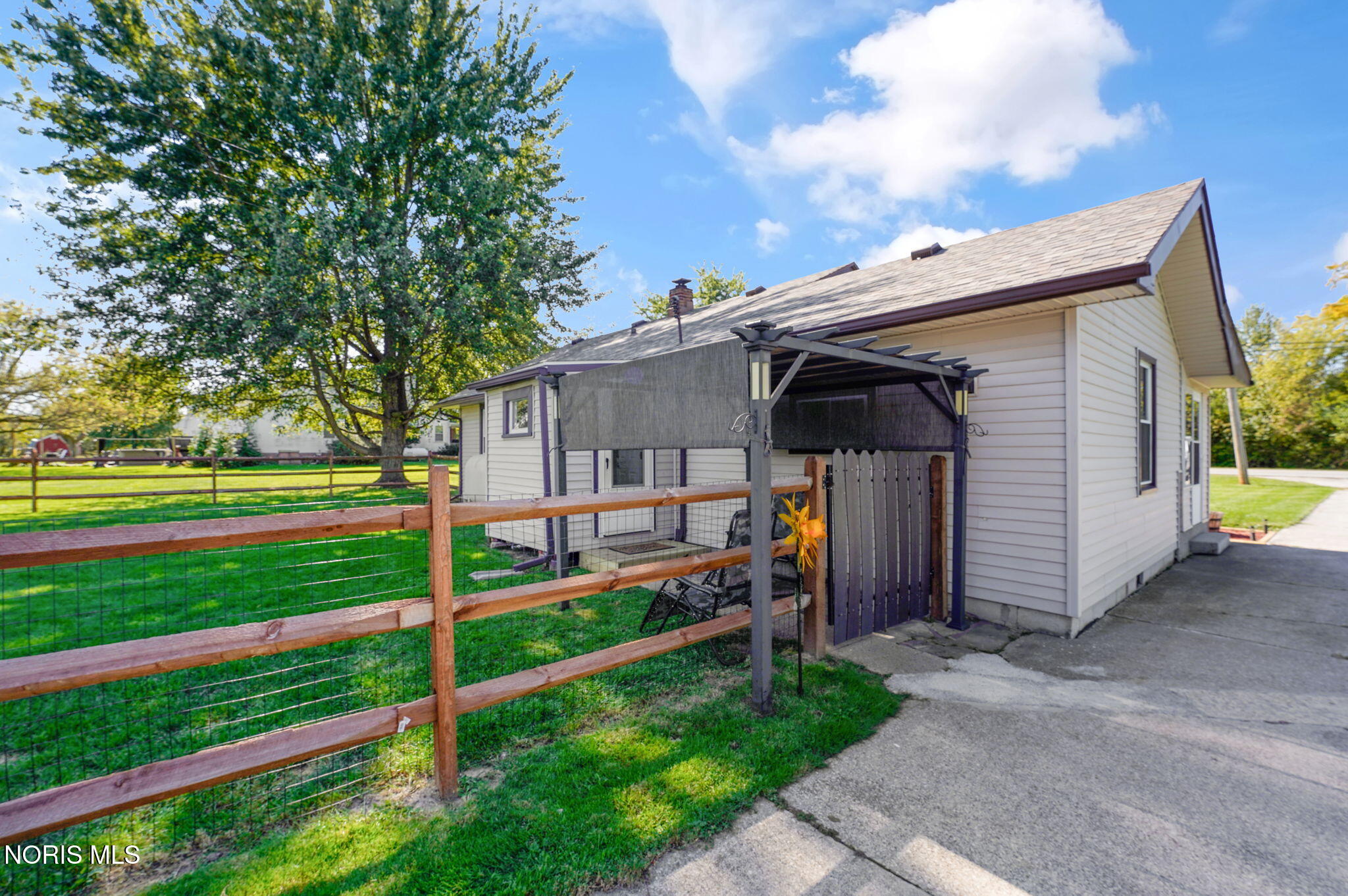 240 North Coy Road Oregon, OH 43616 - Photo 29 of 32 Gallery Image 29