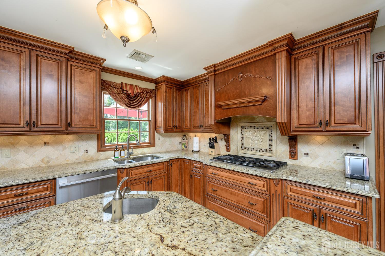 1 Wilfred Road Manalapan, NJ 07726 - Photo 17 of 64 Gallery Image 17