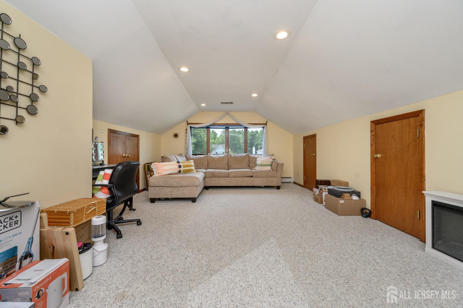 1 Wilfred Road Manalapan, NJ 07726 - Photo 29 of 64 Gallery Image 29