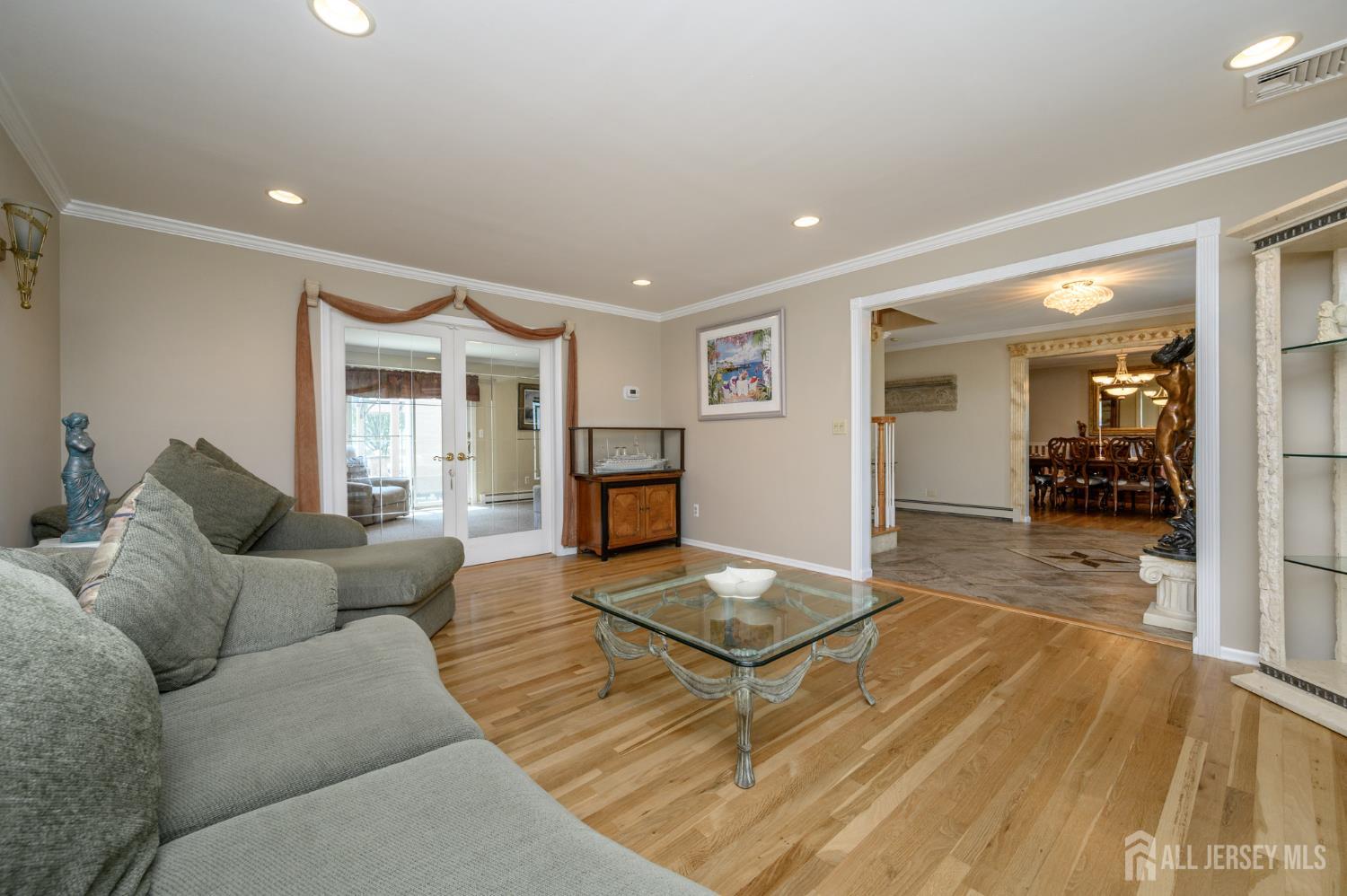 1 Wilfred Road Manalapan, NJ 07726 - Photo 8 of 64 Gallery Image 8