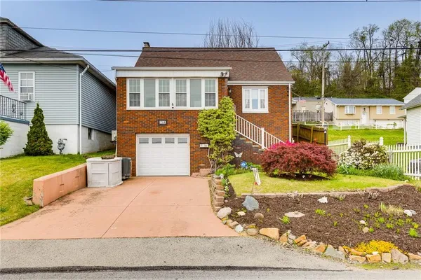 $179,900 | 716 Highland Avenue, Charleroi, PA 15022