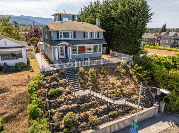 $995,000 | 410 East Front Street, Port Angeles, WA 98362