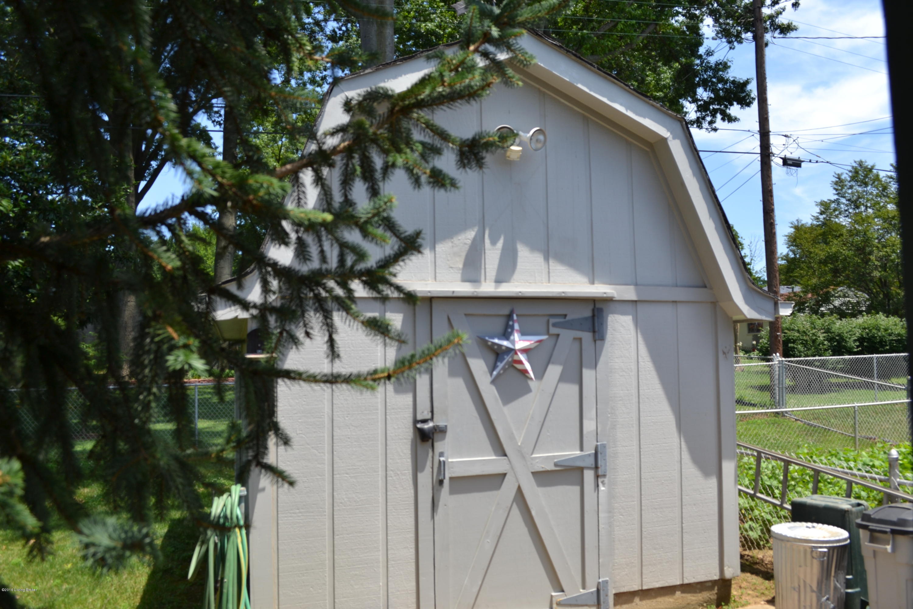 8507 Eula Road Louisville, KY 40219 - Photo 27 of 28 Storage Shed
