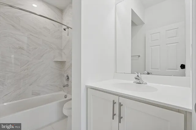 $403,400 | 16434 River View Circle, Bristol, PA 19007