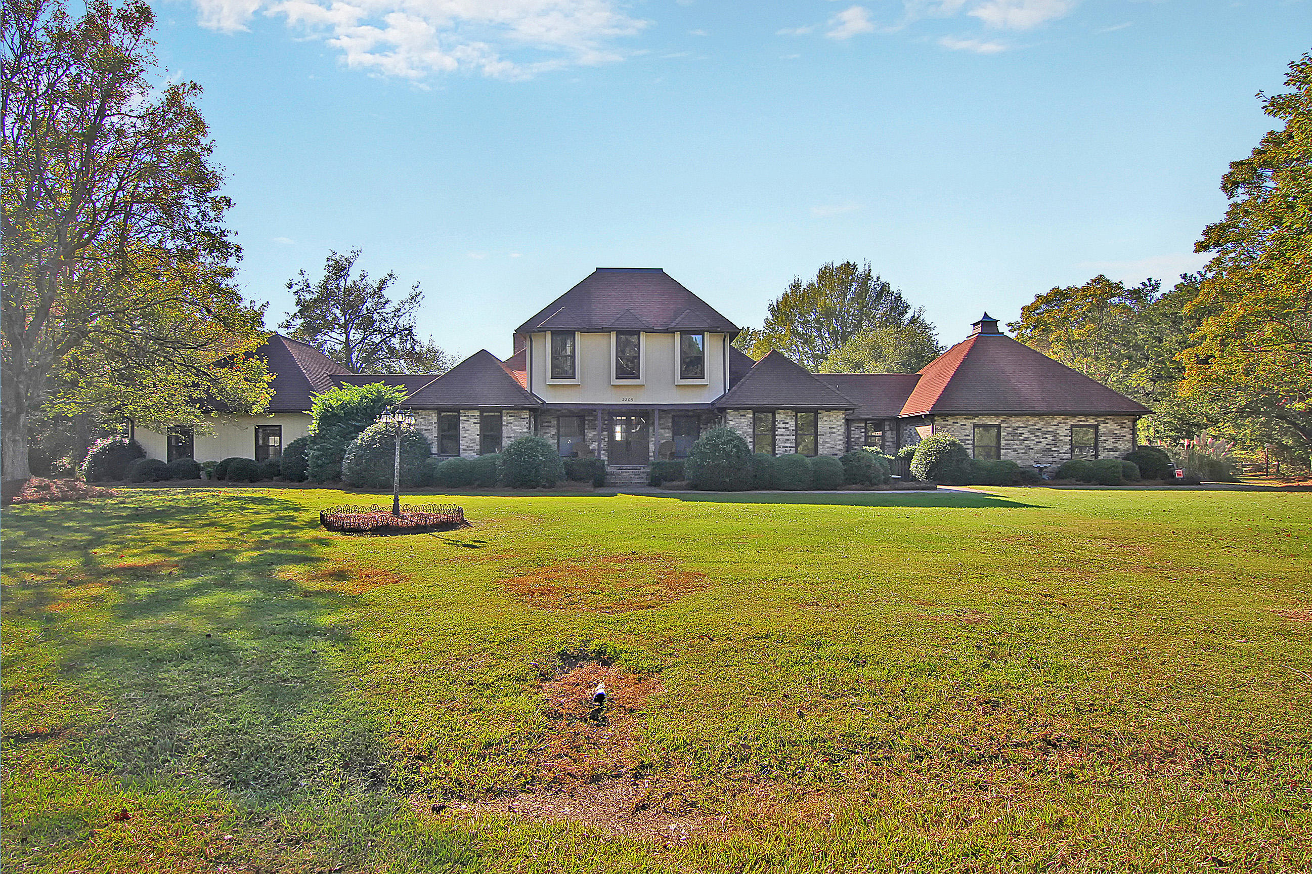 2205 Pinopolis Road Pinopolis, SC 29469 - Photo 13 of 59 Front