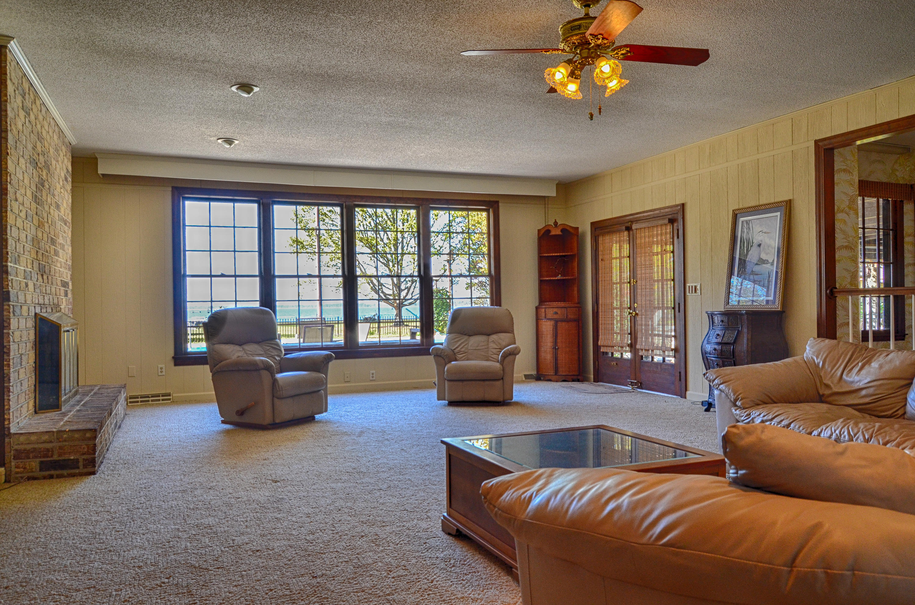 2205 Pinopolis Road Pinopolis, SC 29469 - Photo 22 of 59 Living Room