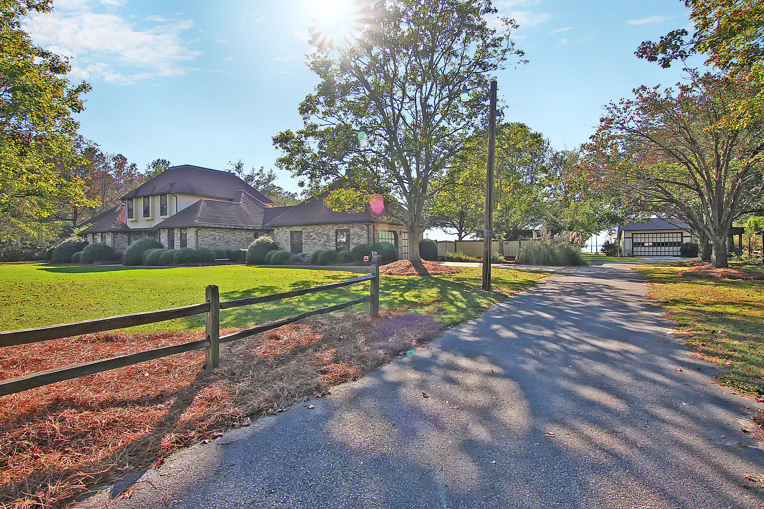 2205 Pinopolis Road Pinopolis, SC 29469 - Photo 37 of 59 Driveway