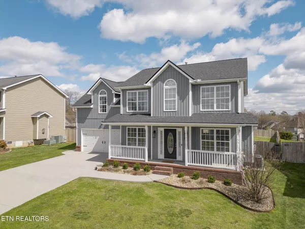 $459,000 | 5526 Golden Gate Road, Knoxville, TN 37918