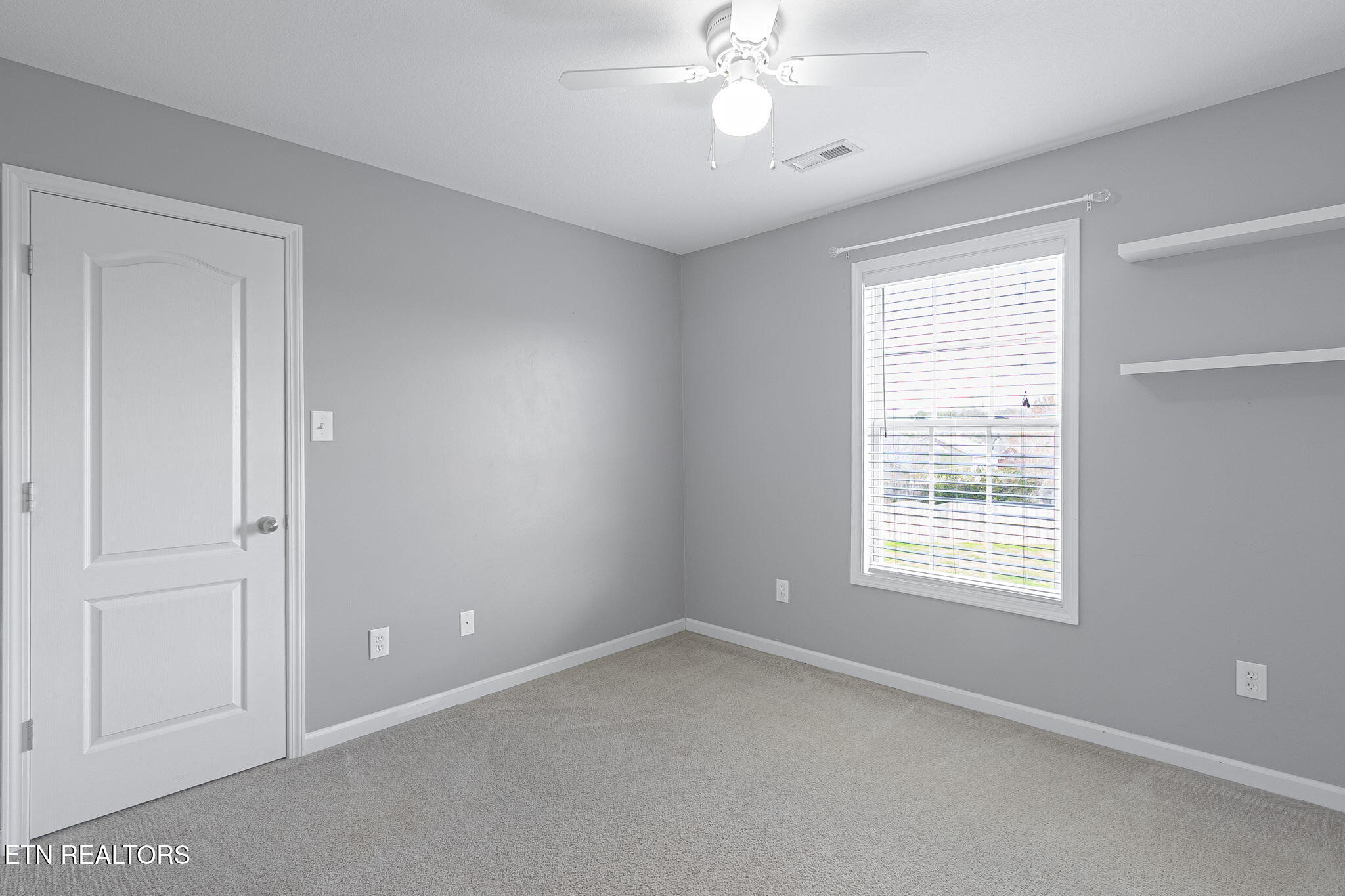 5526 Golden Gate Road Knoxville, TN 37918 - Photo 23 of 33 23-web-or-mls-023--FULL