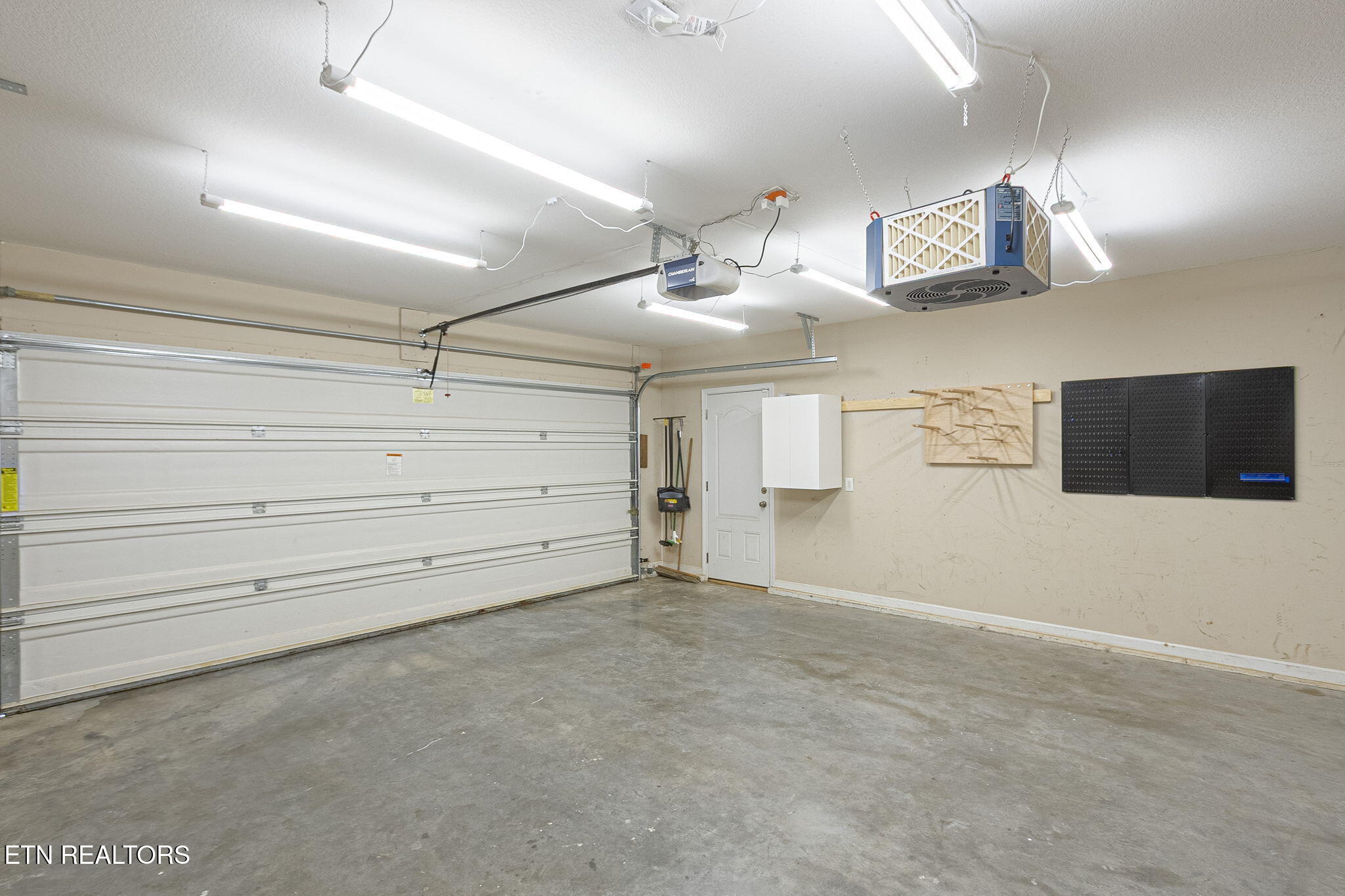 5526 Golden Gate Road Knoxville, TN 37918 - Photo 28 of 33 30-web-or-mls-030--FULL