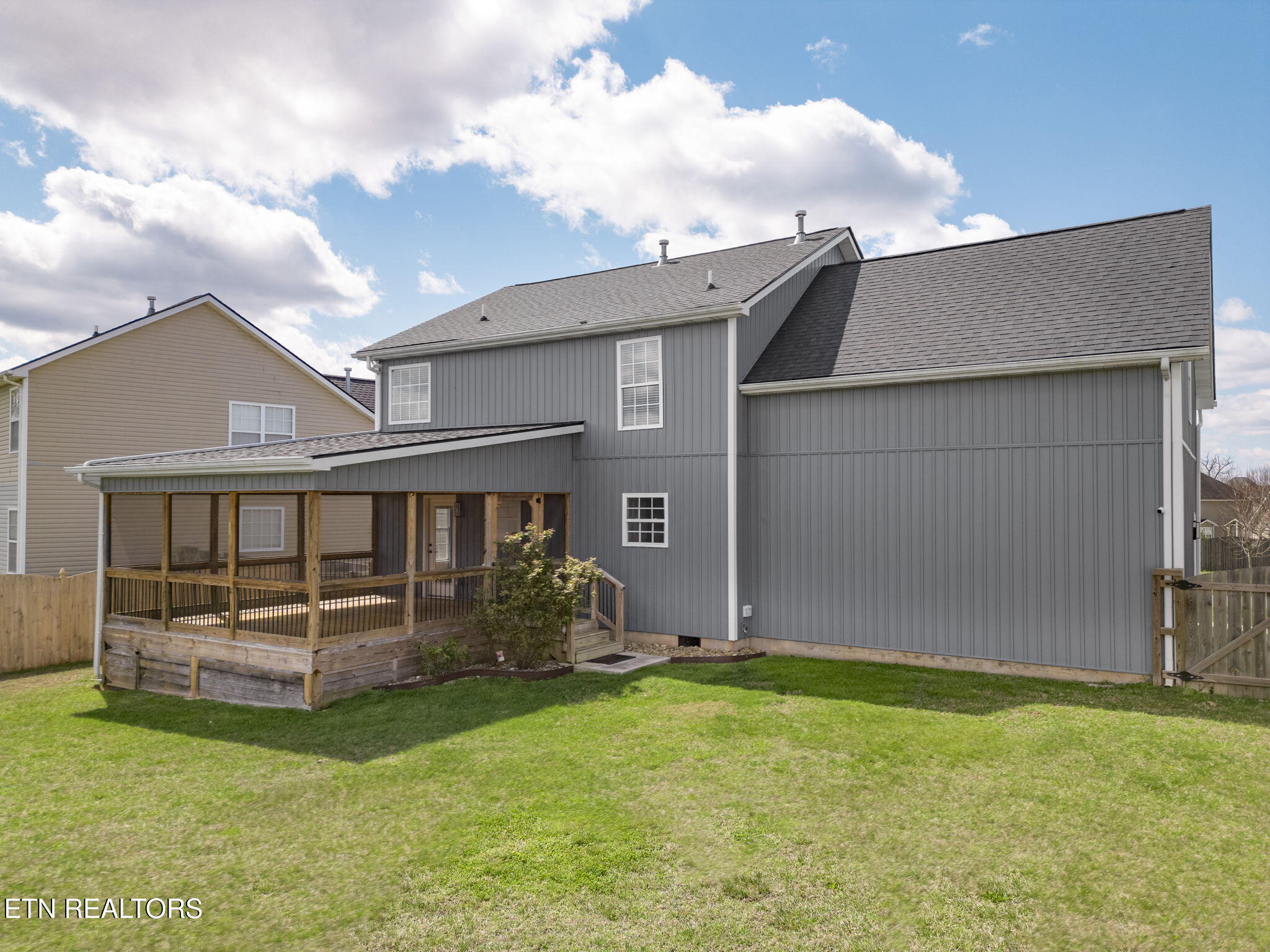 5526 Golden Gate Road Knoxville, TN 37918 - Photo 5 of 33 34-web-or-mls-034--FULL