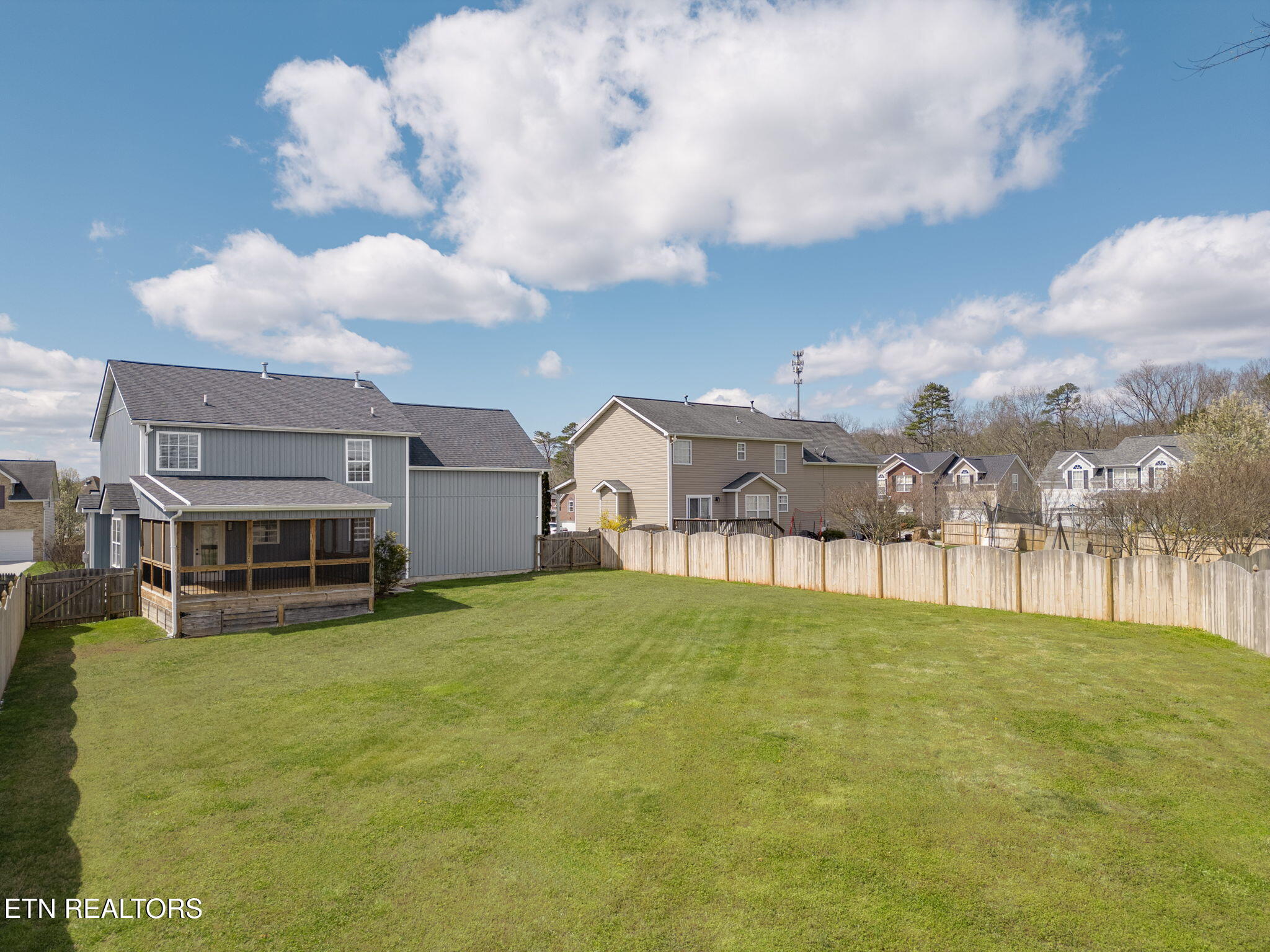 5526 Golden Gate Road Knoxville, TN 37918 - Photo 6 of 33 32-web-or-mls-032--FULL