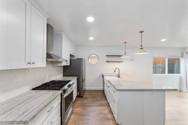 $5,900 | 8324 Calle Calzada, San Diego, CA 92126