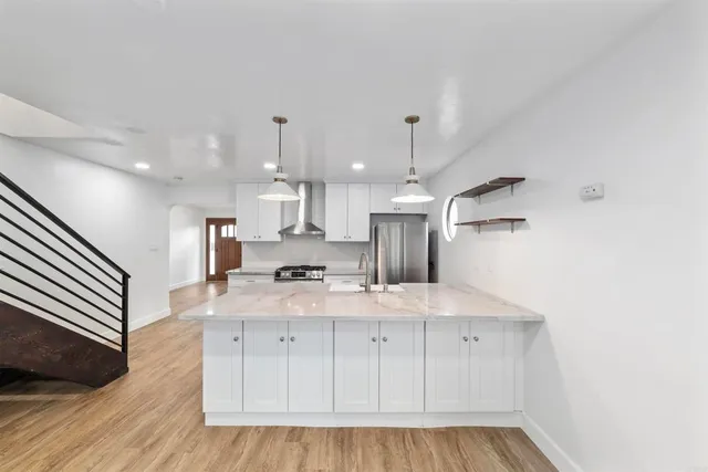 $5,900 | 8324 Calle Calzada, San Diego, CA 92126