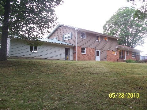 217 Pioneer Road Covington, VA 24426 - Photo 2 of 6 BACK