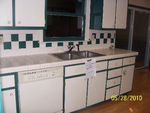 217 Pioneer Road Covington, VA 24426 - Photo 4 of 6 KITCHEN