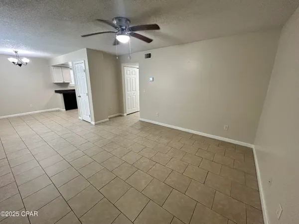 $1,075 | 3914 East 11th Street, Unit 602, Panama City, FL 32404