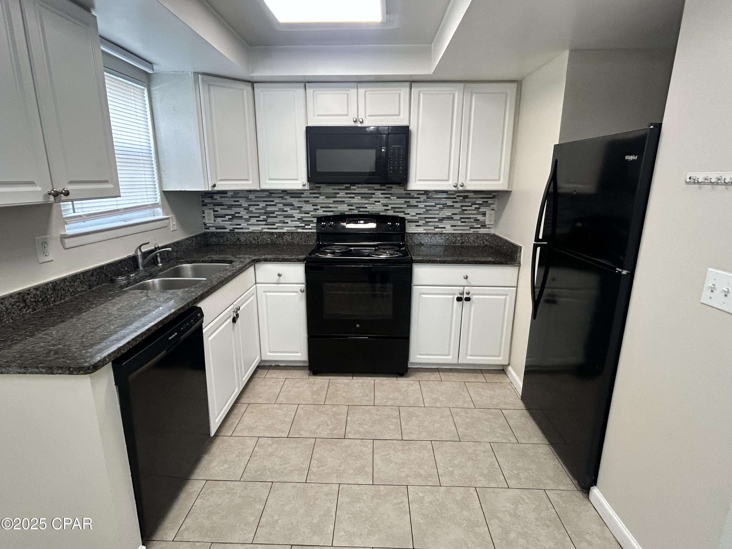 3914 East 11th Street, Unit 602 Panama City, FL 32404 - Photo 5 of 10