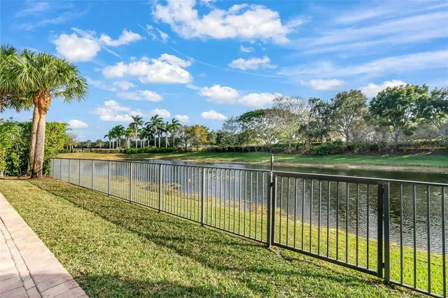 $1,275,000 | 12334 Northwest 80th Place, Parkland, FL 33076