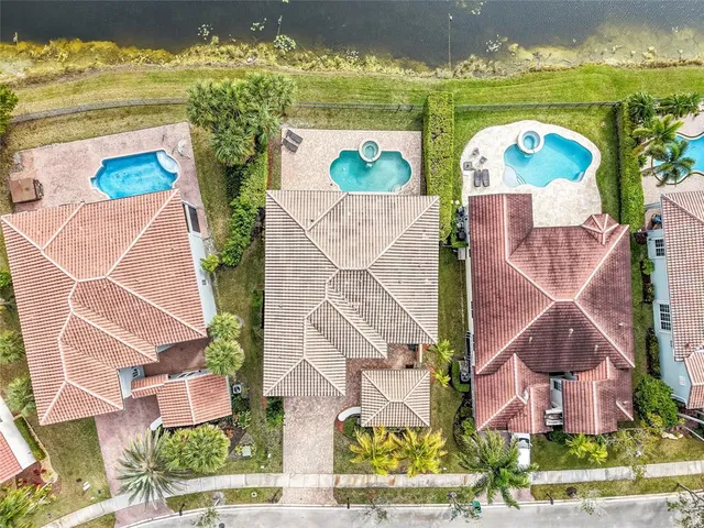 $1,275,000 | 12334 Northwest 80th Place, Parkland, FL 33076
