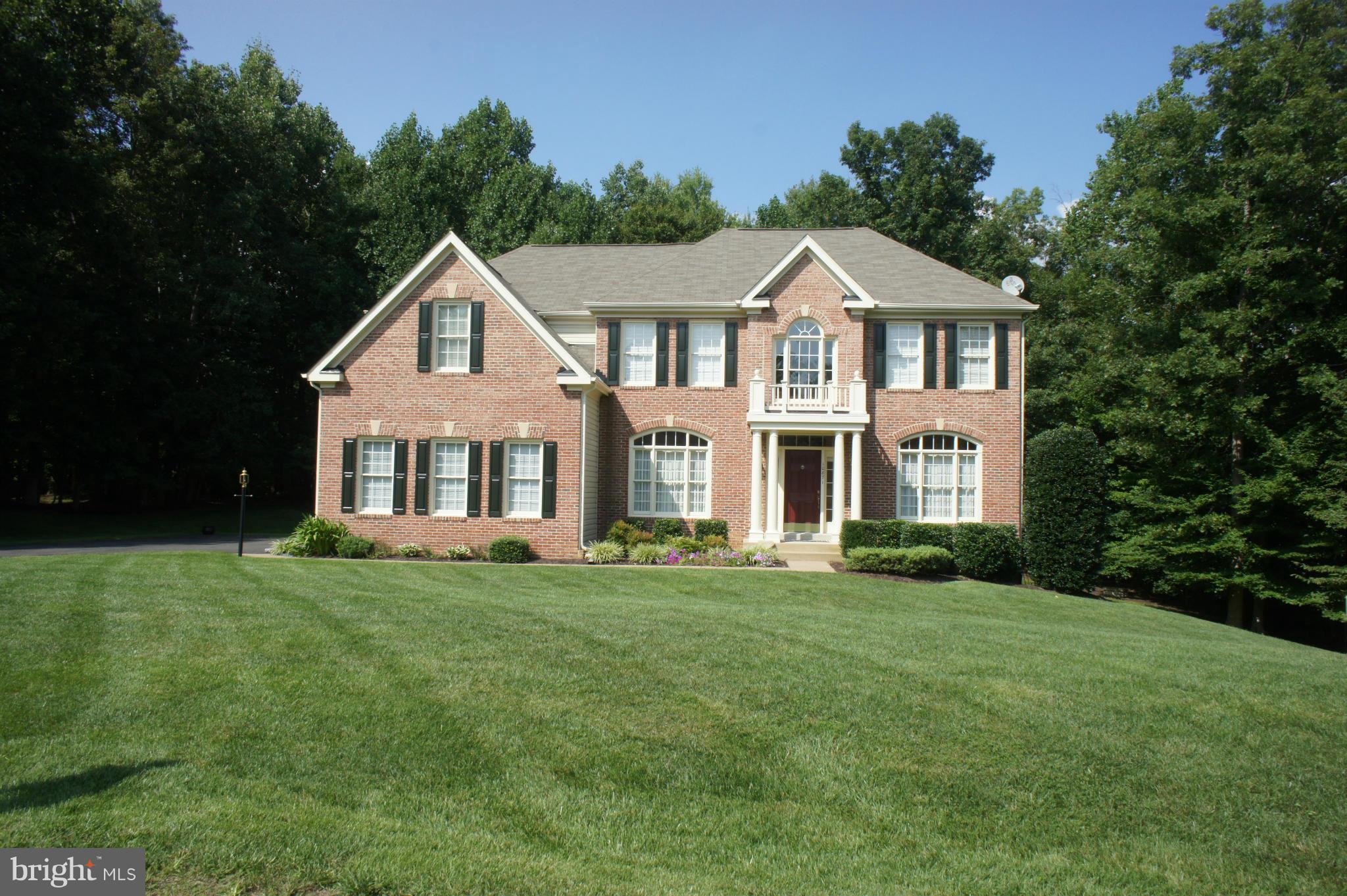 10871 Meanderview Court Manassas, VA 20111 - Photo 1 of 30 Exterior (Front)