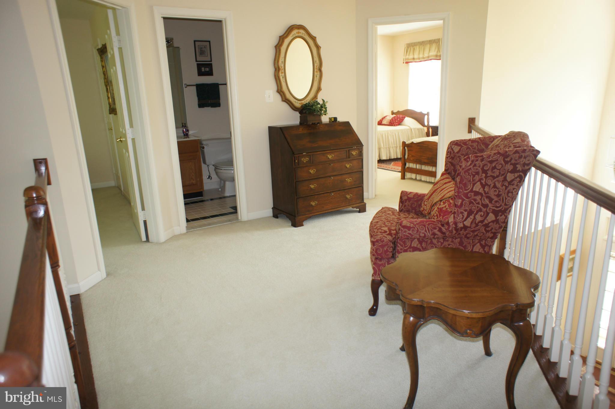 10871 Meanderview Court Manassas, VA 20111 - Photo 13 of 30 ICatwalk to bedrooms
