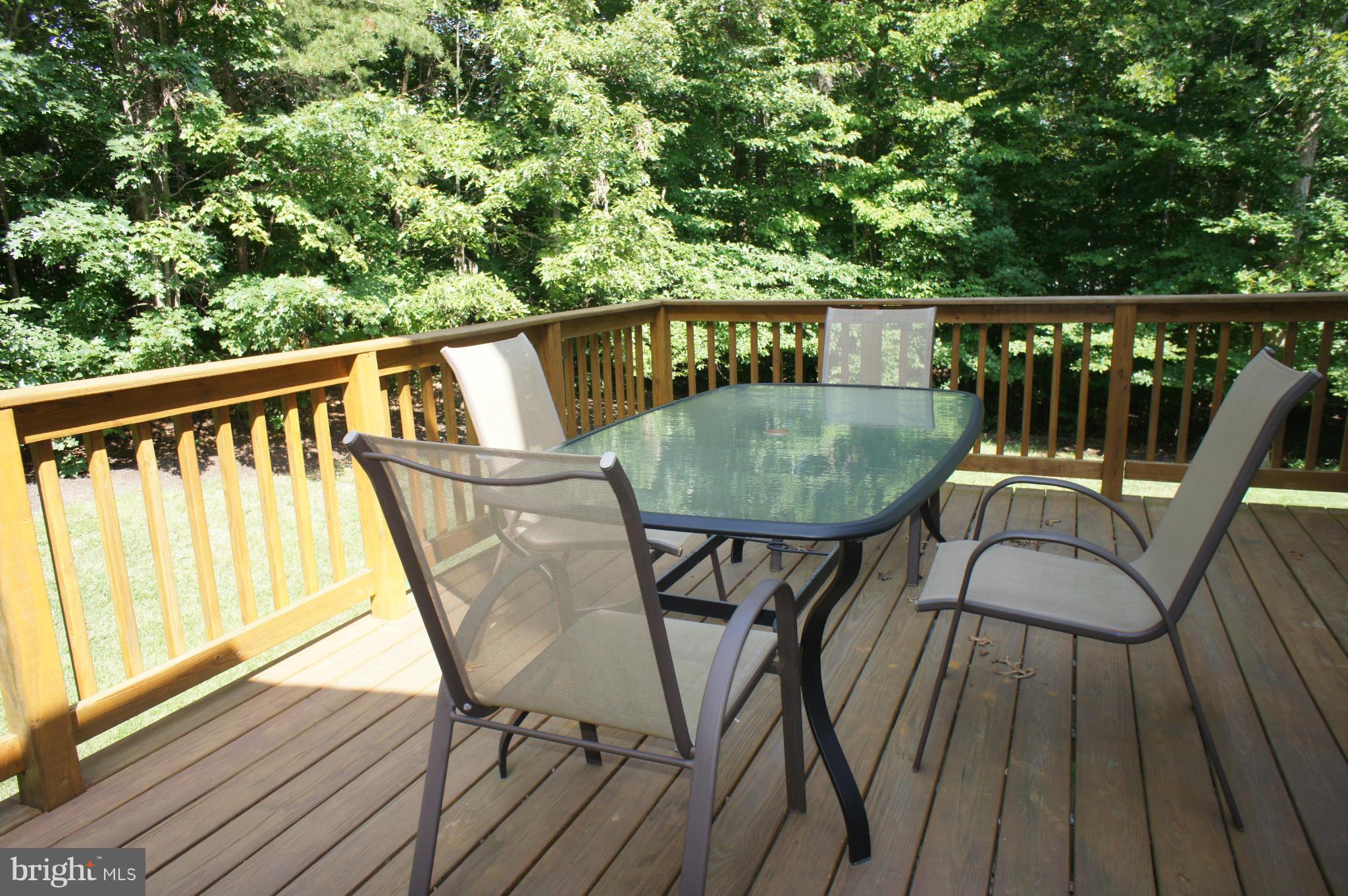 10871 Meanderview Court Manassas, VA 20111 - Photo 26 of 30 Multi-level deck