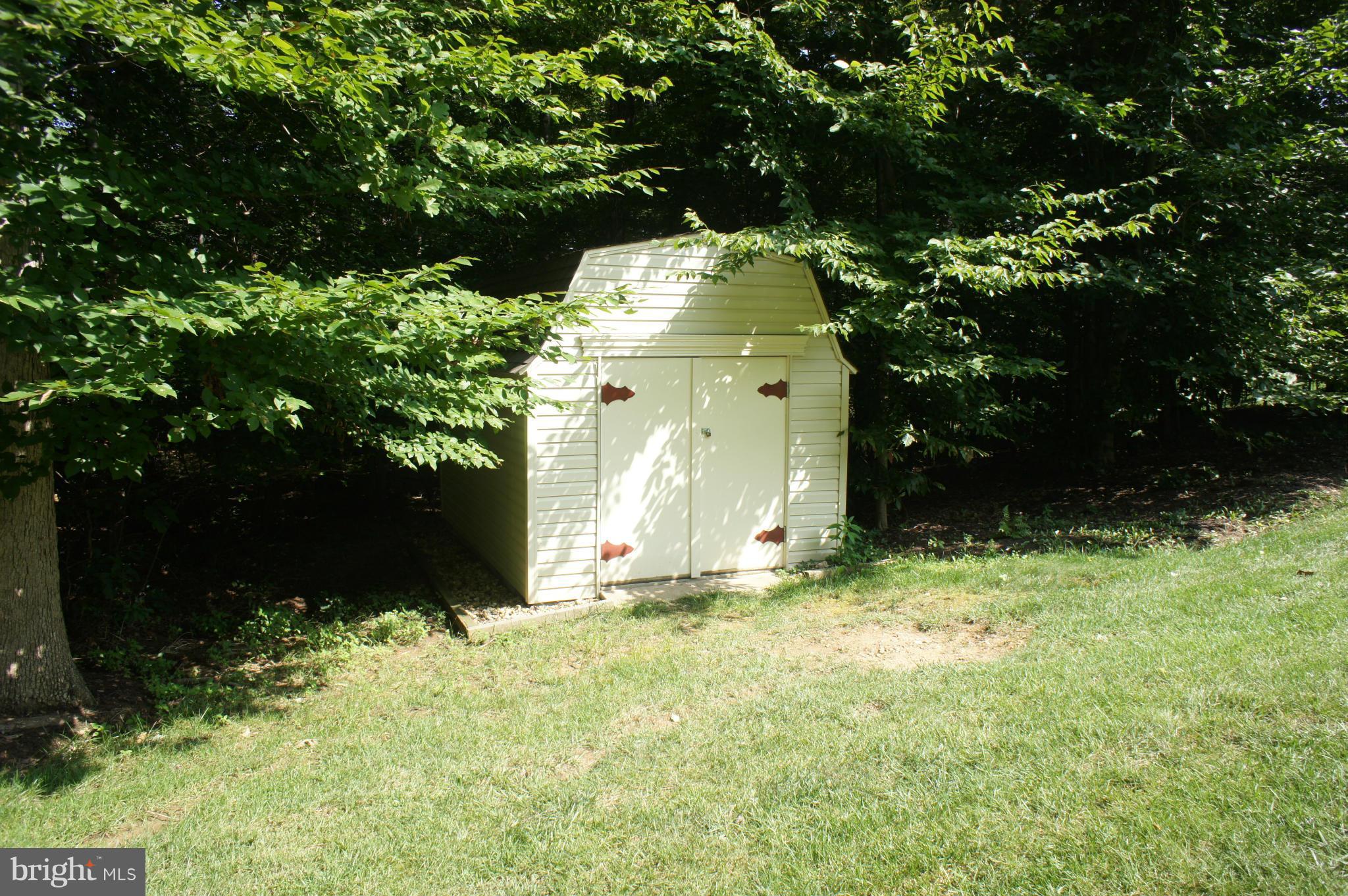 10871 Meanderview Court Manassas, VA 20111 - Photo 28 of 30 Large shed