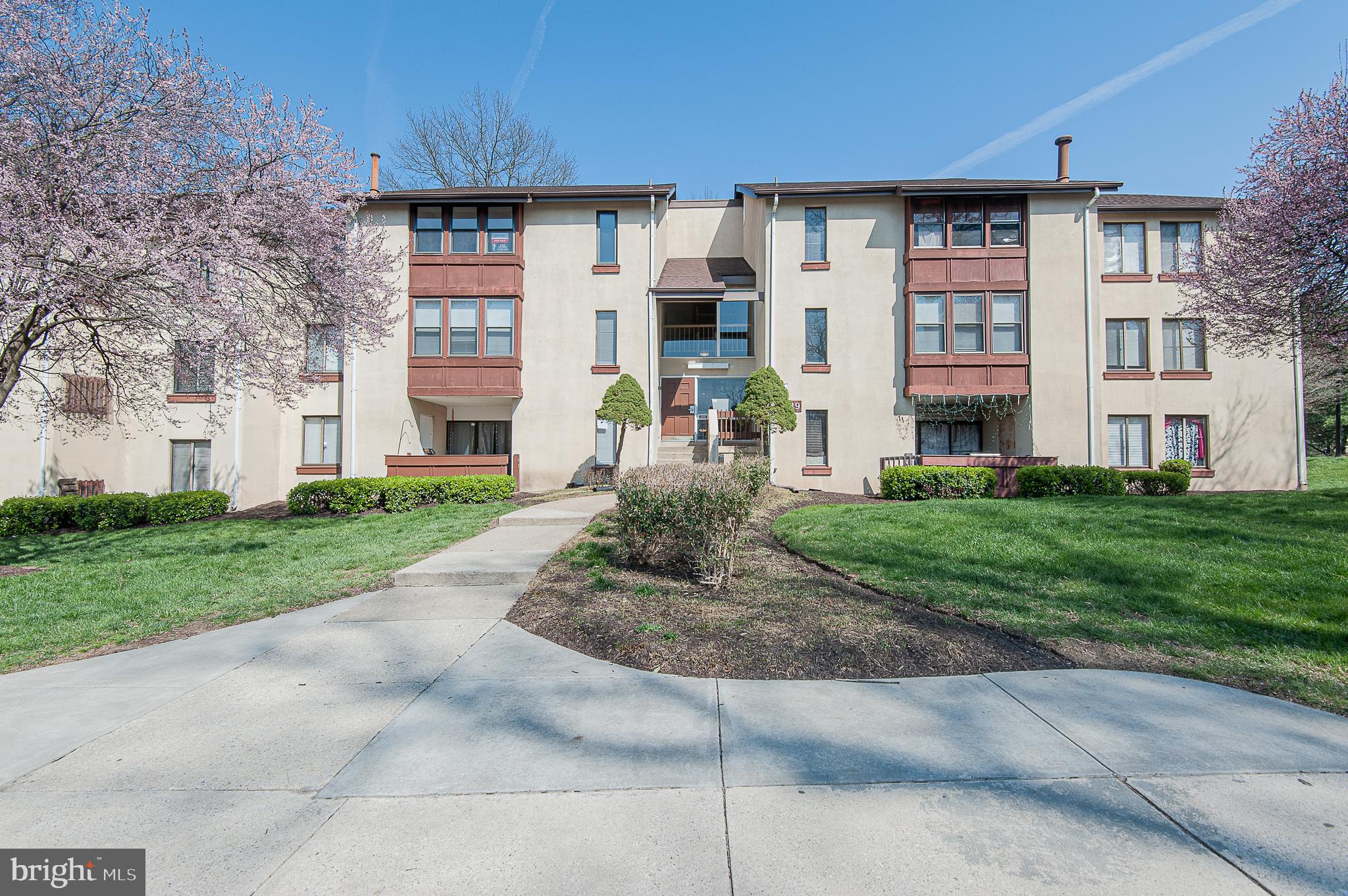 9639 White Acre Road, Unit C1 Columbia, MD 21045 - Photo 3 of 15