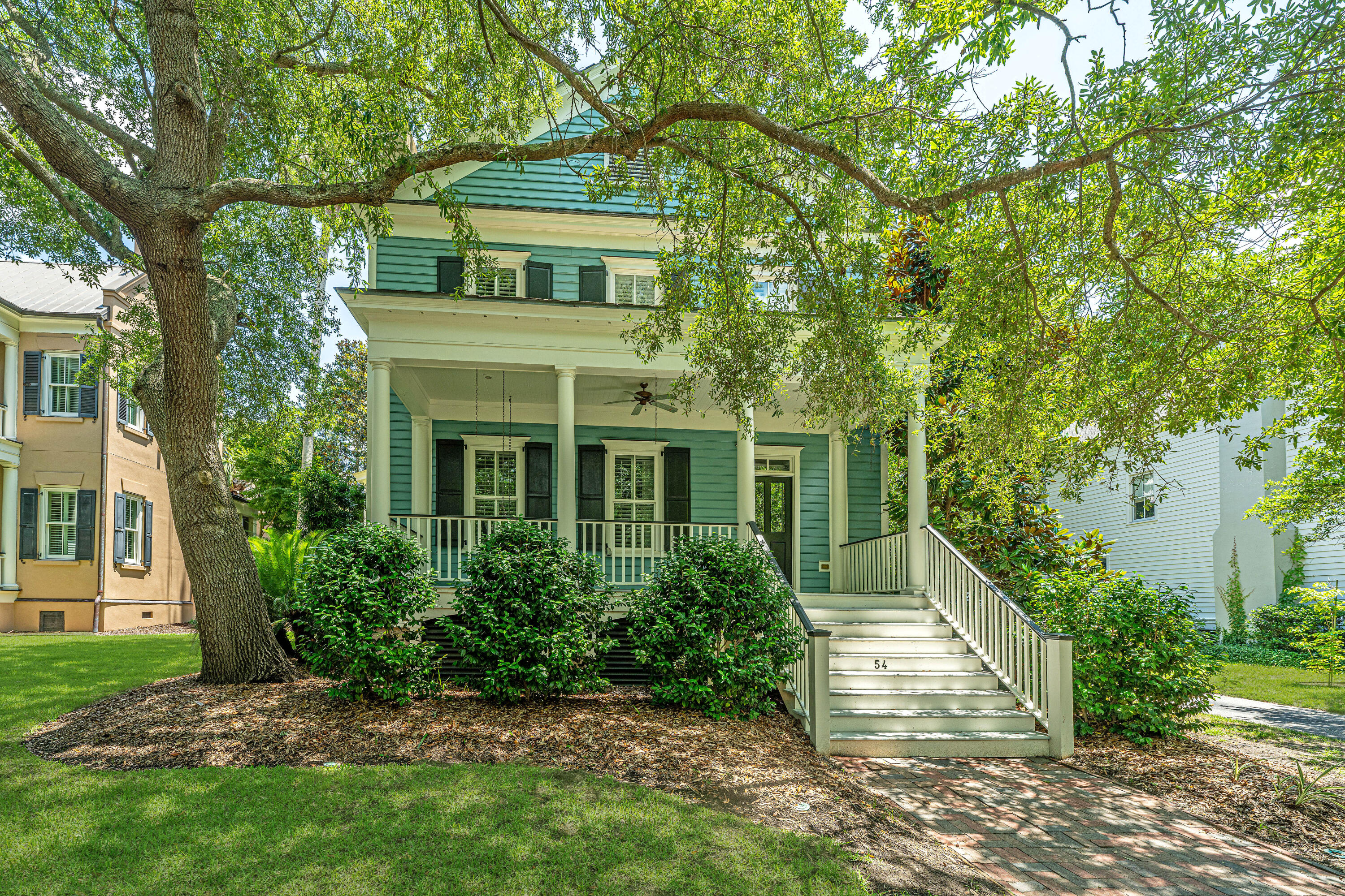 54 Eastlake Road Mount Pleasant, SC 29464 - Photo 1 of 62 54EastlakeREDO003