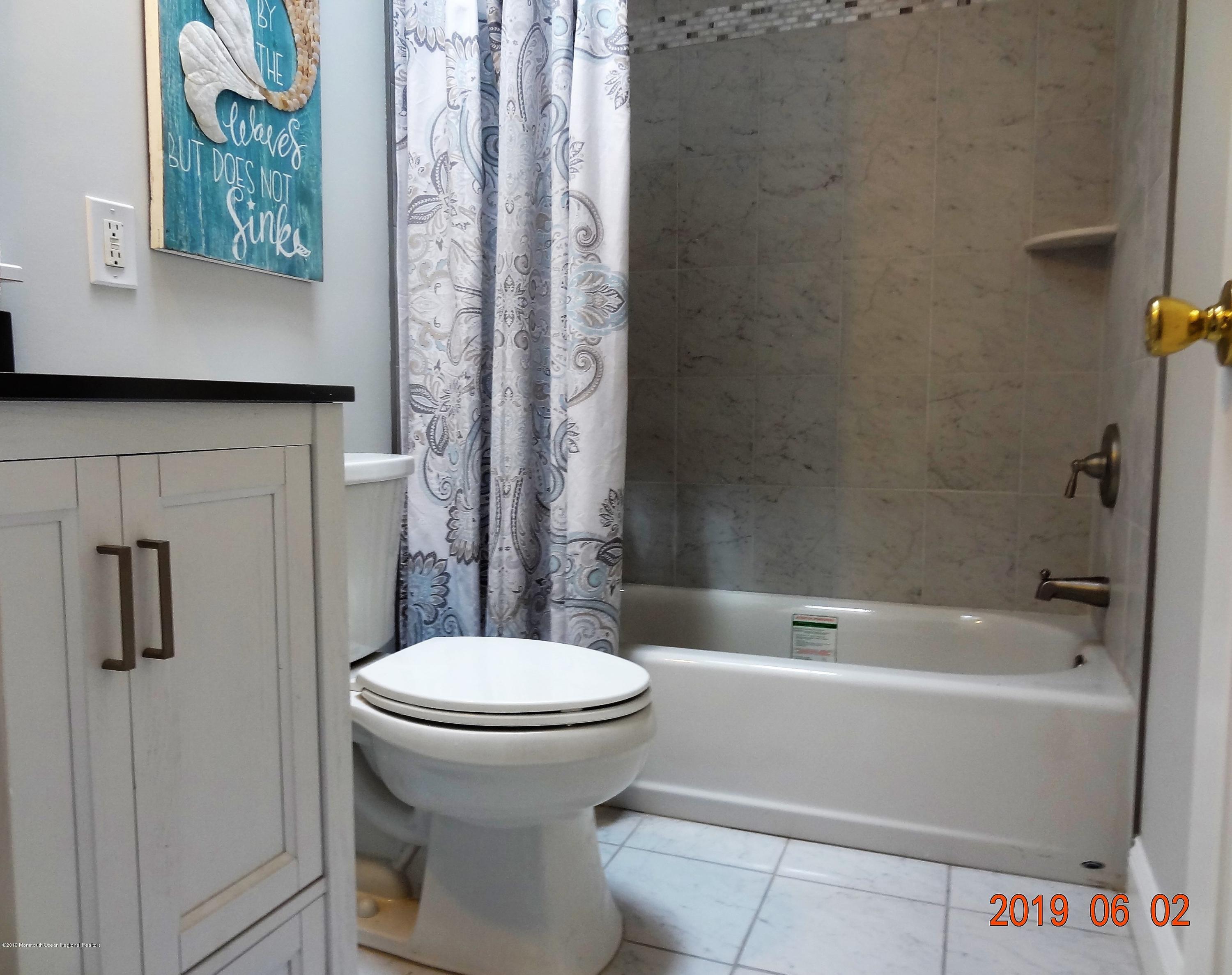 206 Lester Road Toms River, NJ 08753 - Photo 13 of 21 DSC03153