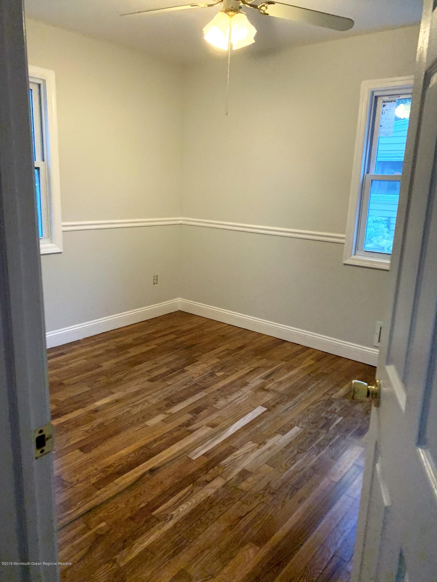 206 Lester Road Toms River, NJ 08753 - Photo 16 of 21 IMG_2173