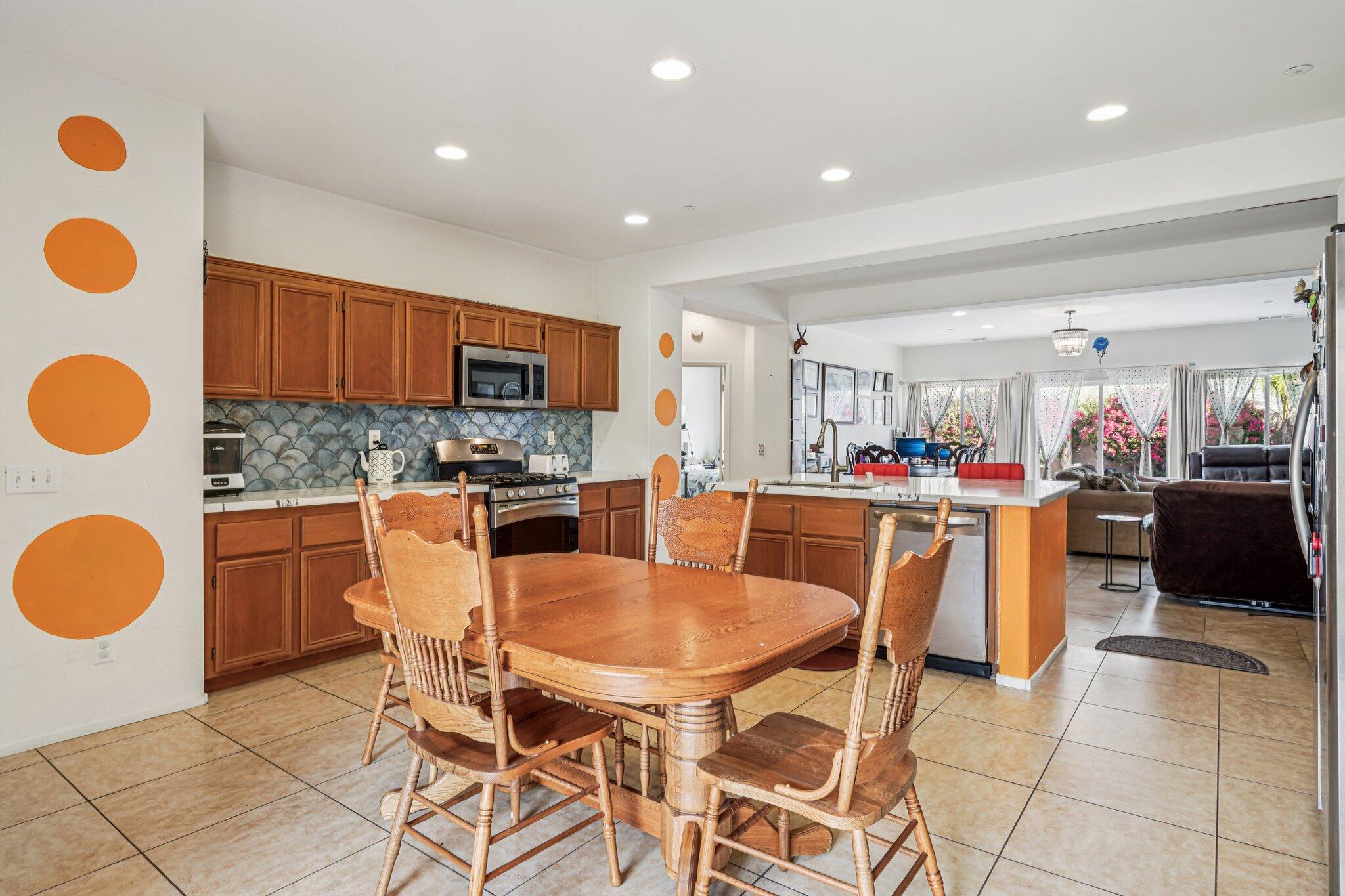 1222 Palmas Ridge Palm Springs, CA 92262 - Photo 10 of 43 9-web-or-mls-Palmas Rdg-S2301-009