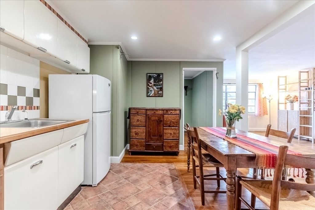 106 Evans Road, Unit 6 Boston, MA 02135 - Photo 6 of 30