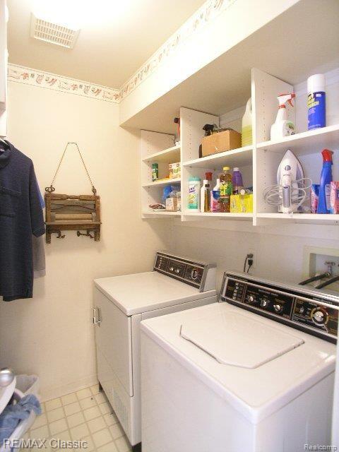 721 Eton Court, Unit 162 Rochester, MI 48307 - Photo 12 of 19 011.JPG