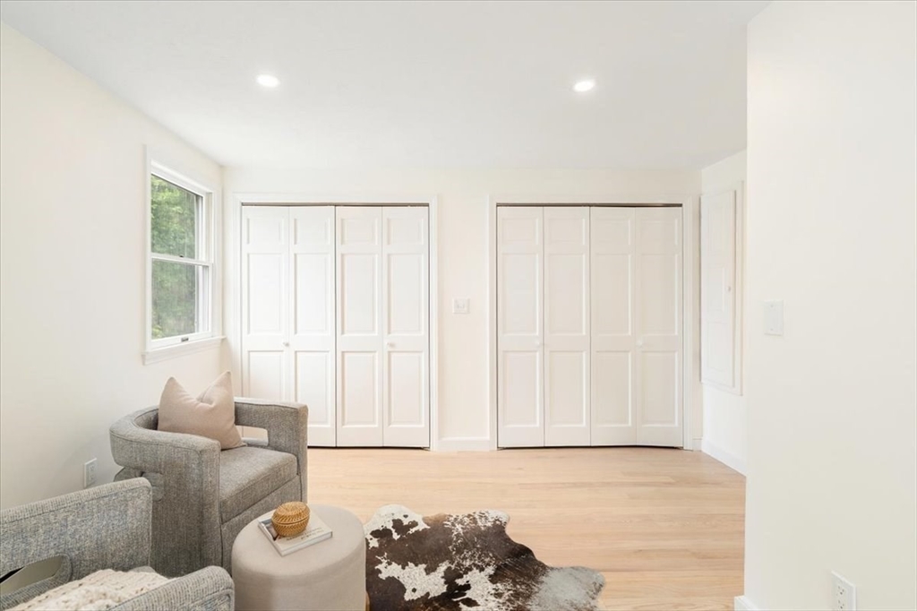 27 Rolling Lane Needham, MA 02492 - Photo 18 of 34