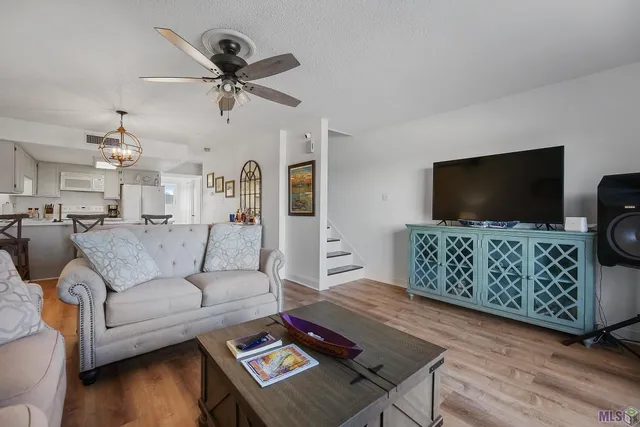 $235,000 | 411 Admiral Craik Drive, Unit 20, Grand Isle, LA 70358