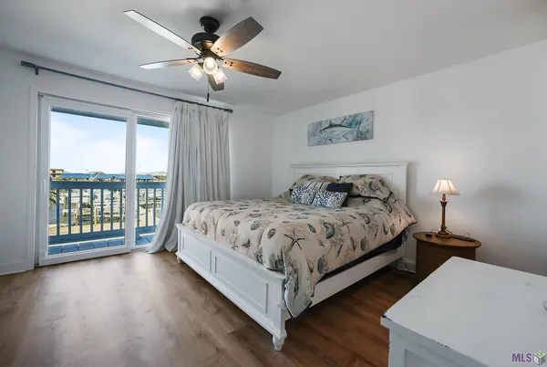 $228,500 | 411 Admiral Craik Drive, Unit 20, Grand Isle, LA 70358