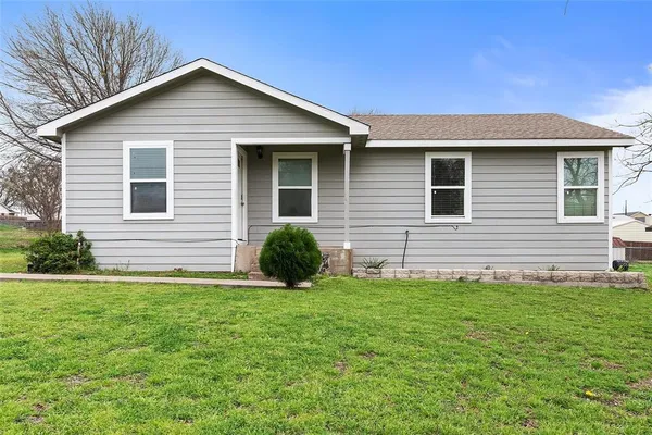 $1,750 | 505 South 5th Street, Crandall, TX 75114