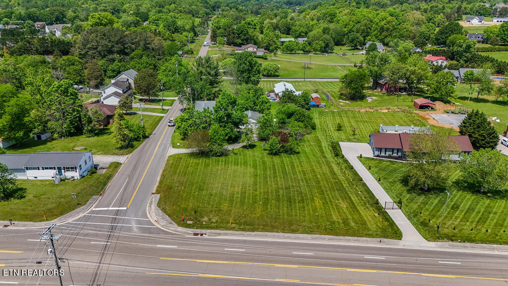 7402 Pelleaux Road Knoxville, TN 37938 - Photo 14 of 34 DJI_20240502130406_0027_D