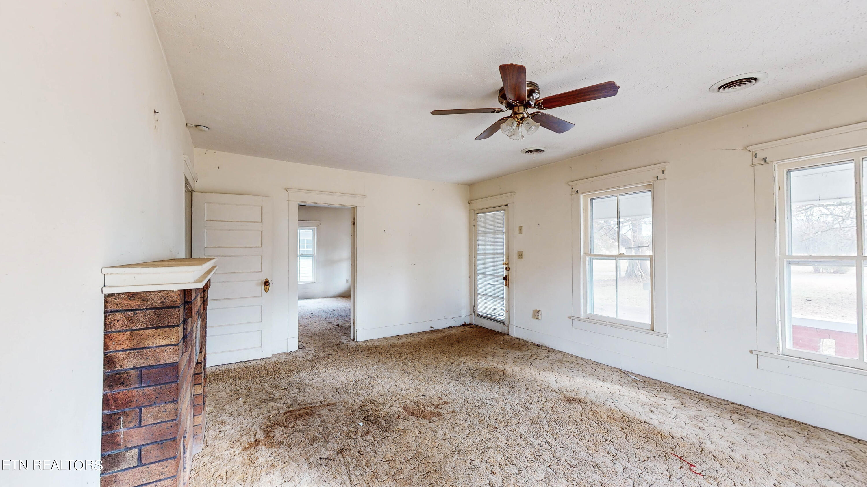 7402 Pelleaux Road Knoxville, TN 37938 - Photo 14 of 26 Pelleaux-Rd-12192023_105535